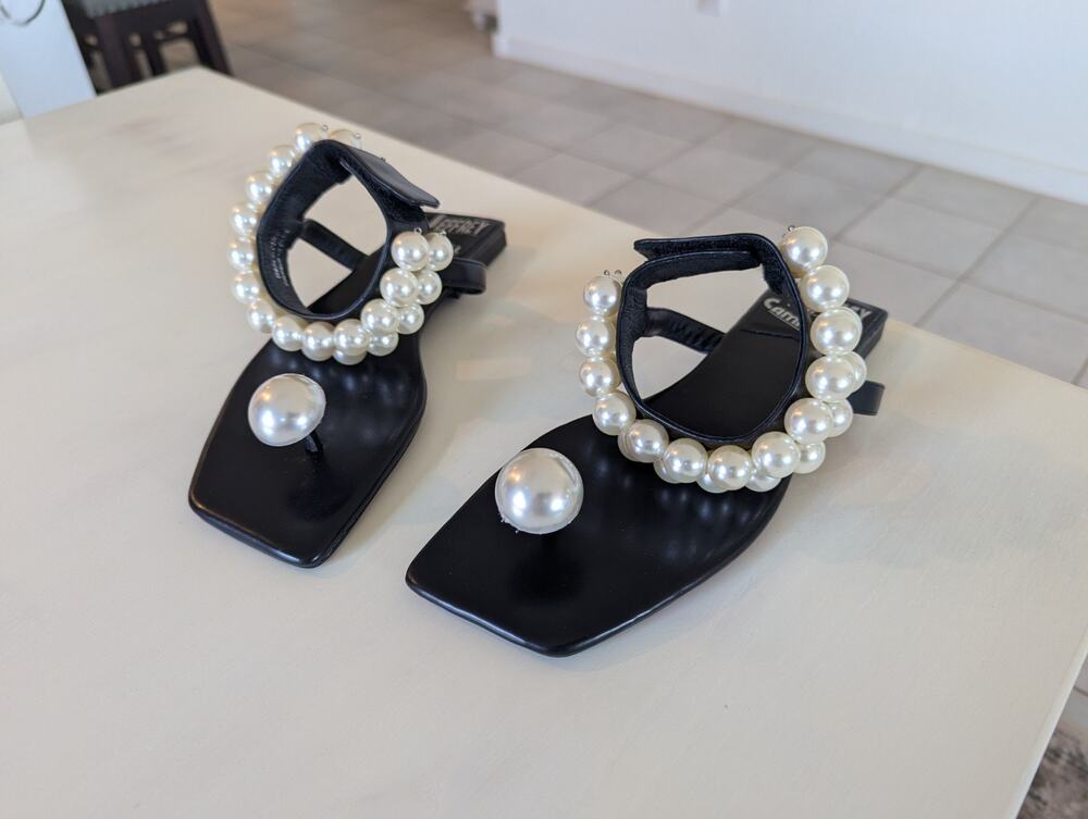 Jeffrey Campbell Chateau Pearl Sandals Black Leather Flat Slide Toe Ring Sz 7
